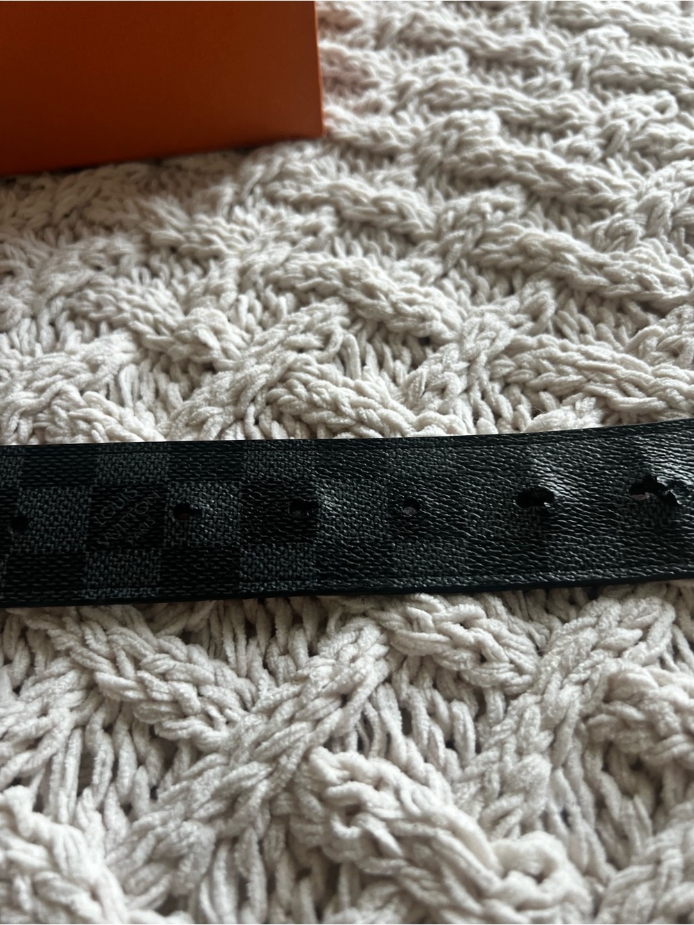 Louis Vuitton Black Damier Canvas Men’s Belt with Silver LV Buckle - Picture 7 of 8